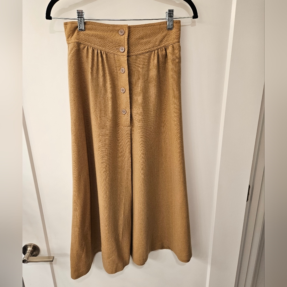 NWOT - Vintage "Classic of Boston" Wool Blend Skirt - Beige - Size 9